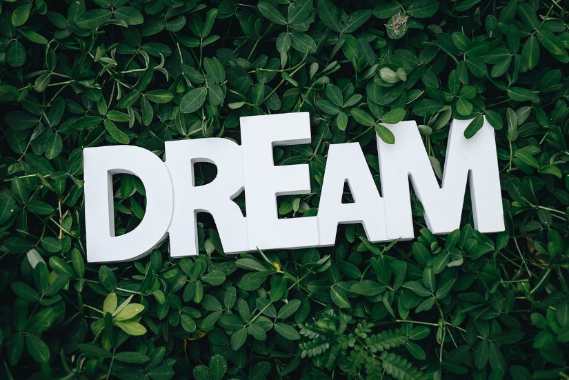 Deciphering Recurring Dreams Messages from the Subconscious